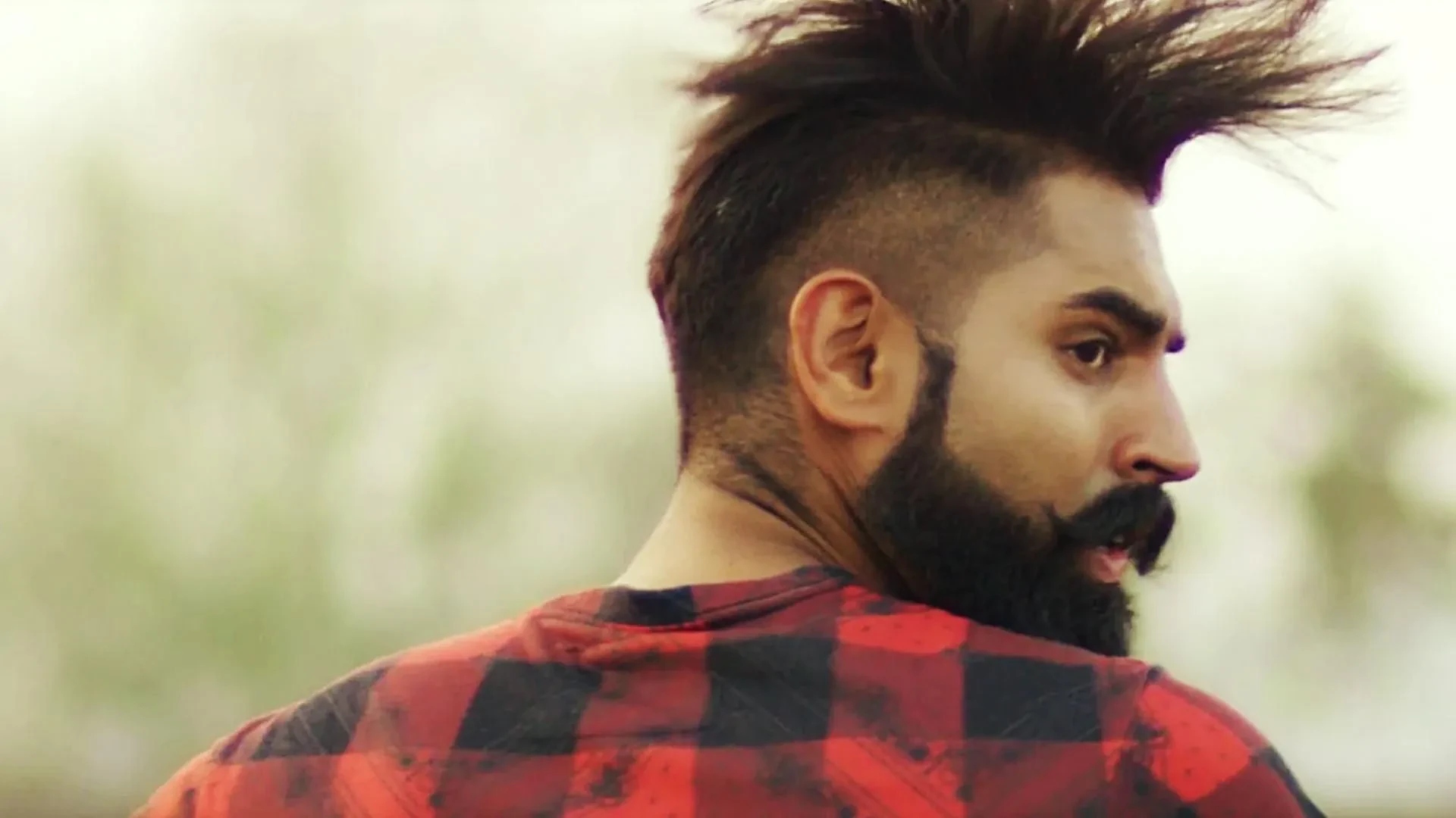 img/502_parmish-vermas-hair-and-beard-game-a-style-evolution.webp