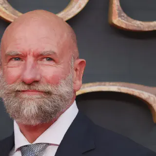img/624_the-best-beard-styles-for-bald-guys-in-2024.webp