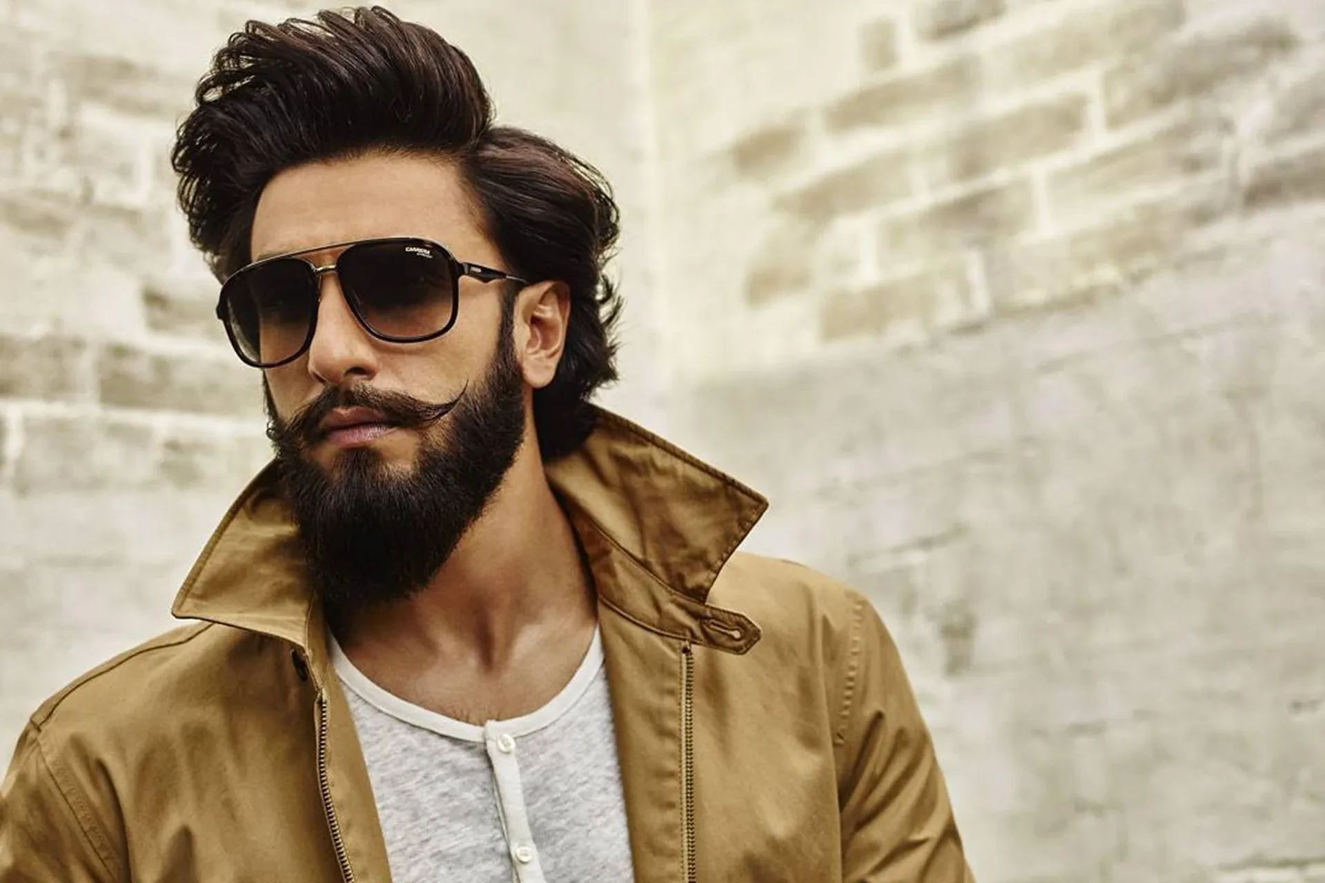 img/686_ranveer-singhs-beard-game-a-style-evolution.webp