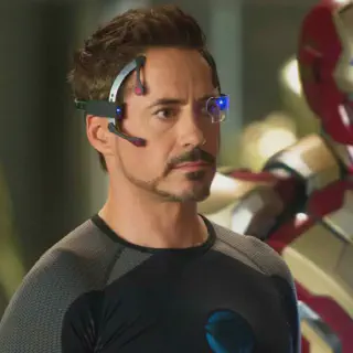 img/497_robert-downey-jrs-awesome-beard-styles-through-the-years.webp